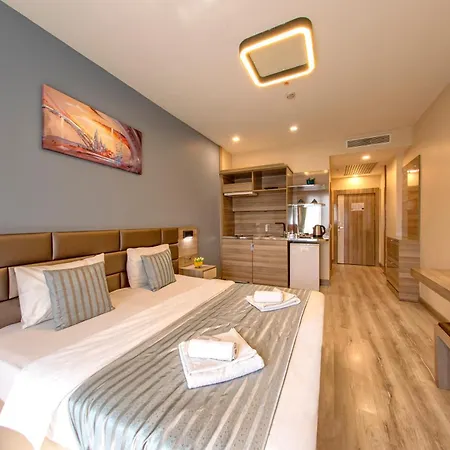 ホテル My House N5 4*